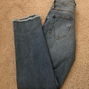 Kendall & Kylie Straight Leg High Waisted Jeans NWOT